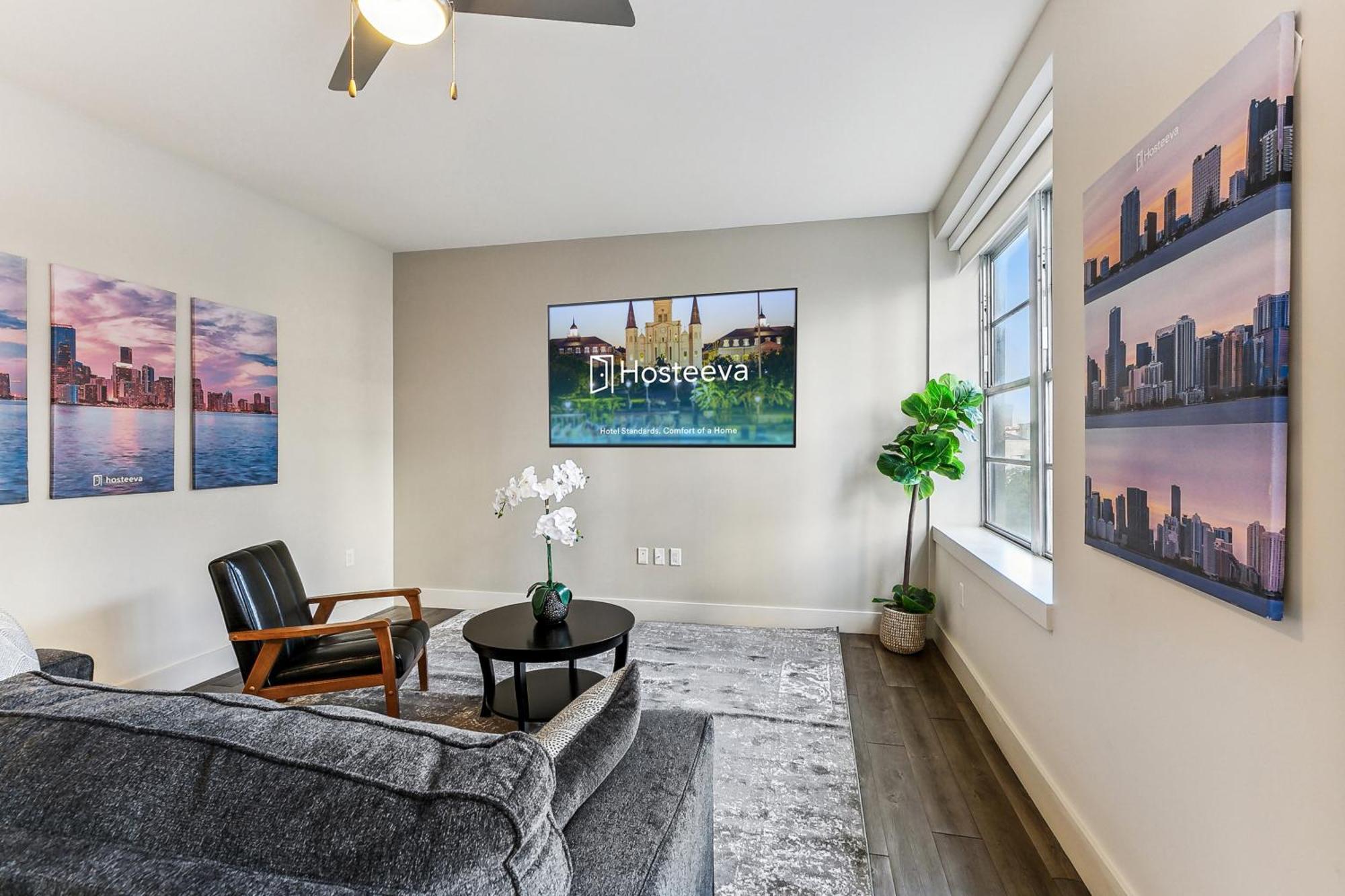 Upscale Condos And Penthouses Close To Canal And Bourbon St New Orleans Exterior photo